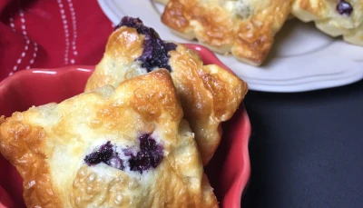 Moelleux aux raisins et myrtilles