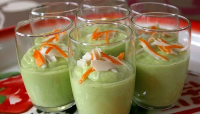 Mousse de concombre et avocat