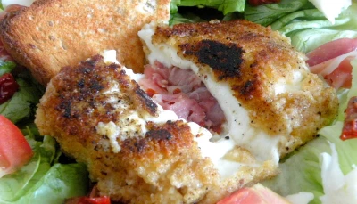 Mozzarella farcie dans sa panure