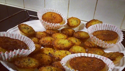 Muffins à l'orange et aux graines de sésame