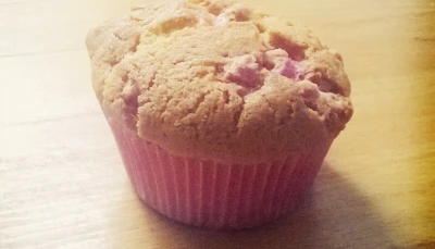 Muffins aux éclats de pralines roses