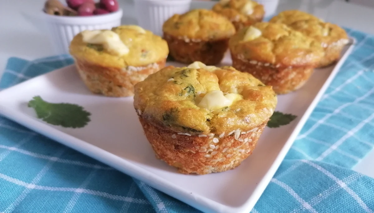 Muffins salés au thon et poireaux