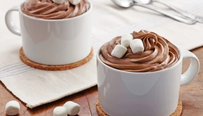 Mug cake au chocolat et marshmallows