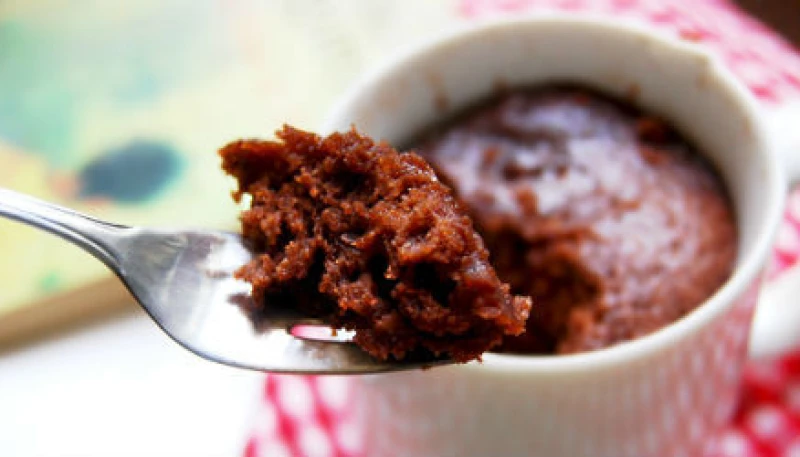 Mug cake au coeur chocolat blanc
