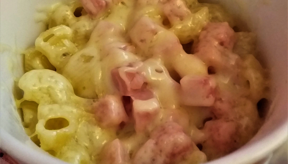 Mug food - Macaronis jambon fromage