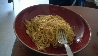 Nouilles à la sauce cacahuète (Vegan)