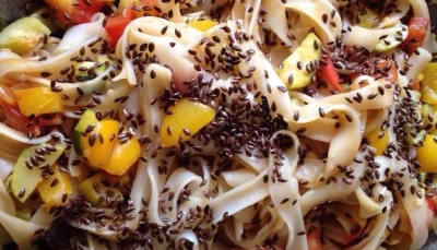 Nouilles de riz aux légumes et oyster sauce