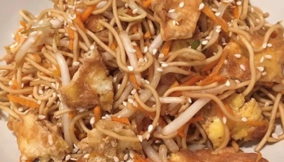 Nouilles sautées aux oeufs