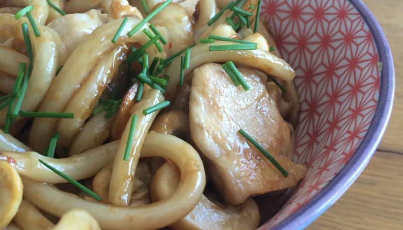 Nouilles sautées poulet