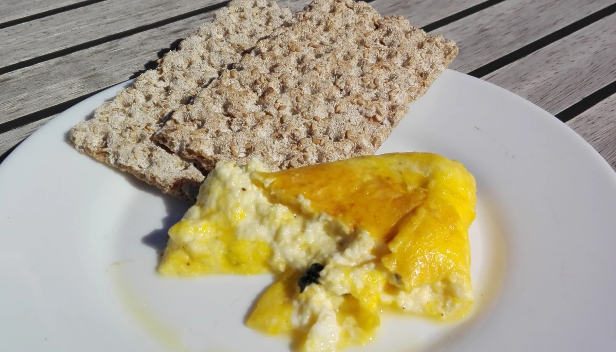 Omelette brocciu menthe, originale mais délicieux!