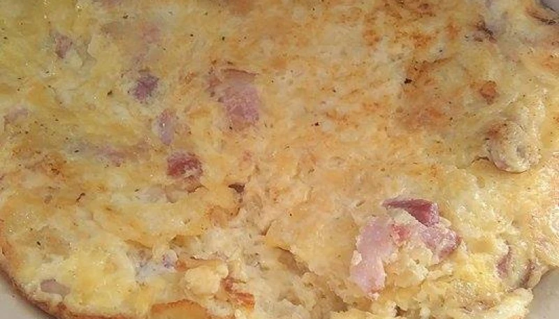 Omelette chips lardons