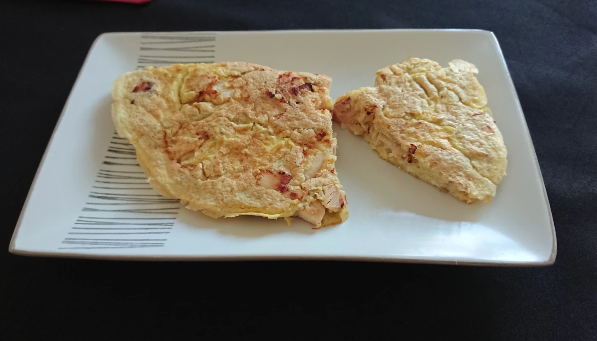 Omelette coco, poulet et gruyère