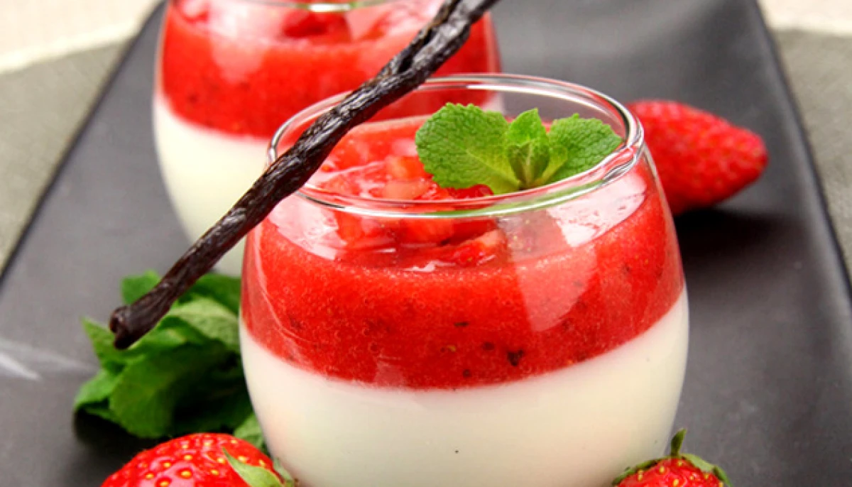 Panacotta aux fraises