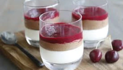 Panna Cotta au chocolat & coulis aux fruits rouges