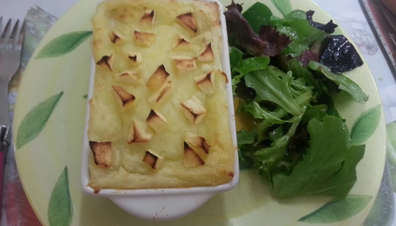 Parmentier de canard et compote de pommes