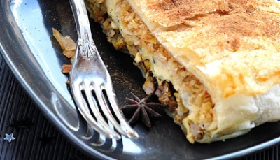 Pastilla de poulet et amandes