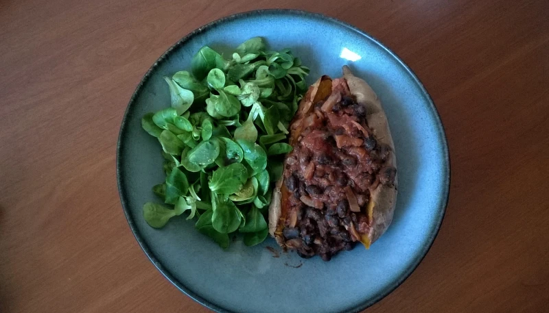 Patates douces farcies au chili