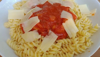 Pâtes à la tomate