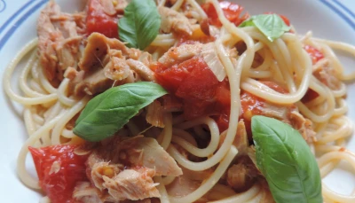 Pâtes au thon et à la tomate