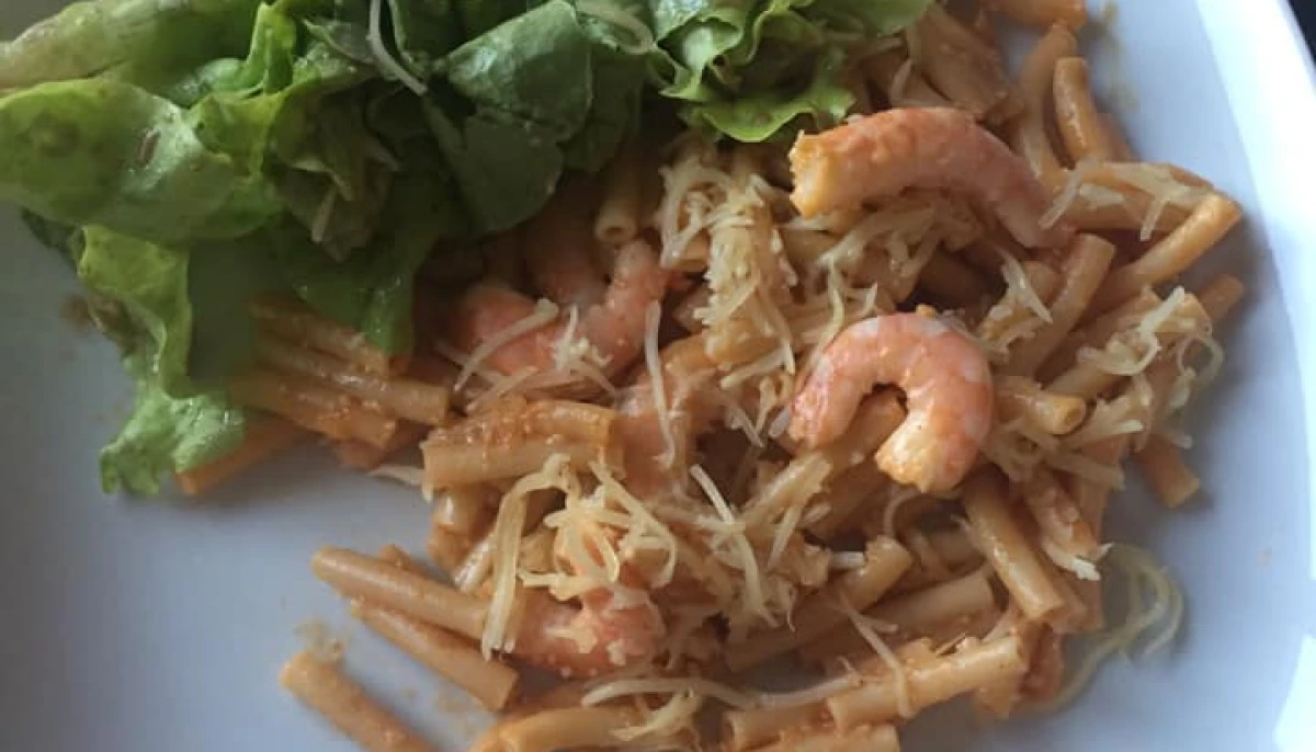 Pâtes aux crevettes à l'ail et citron