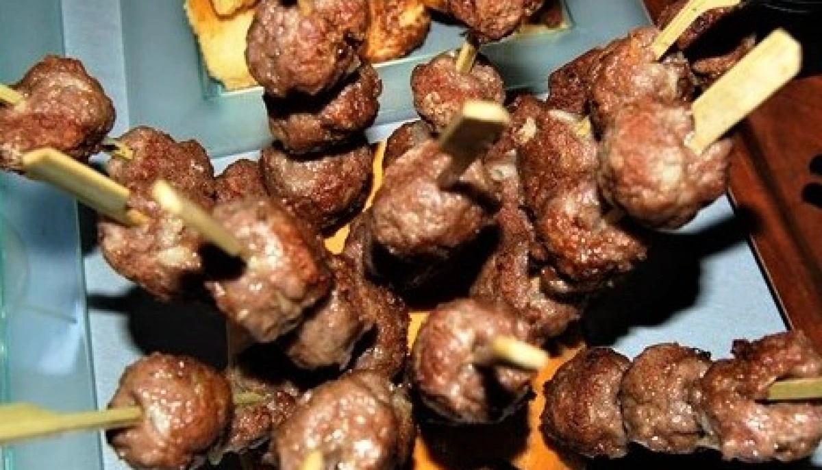 Petites brochettes de boeuf au cumin