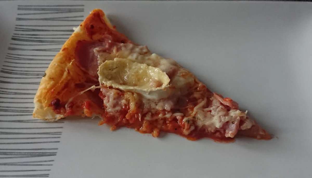 Pizza express aux 2 fromages et légumes