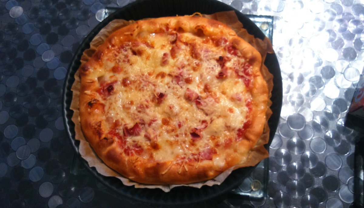 Pizza mozza'