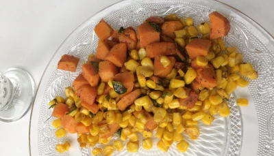 Poêlée de patates douces et maïs.