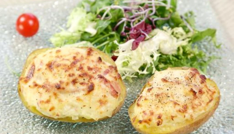 Pommes de terre farcies au four