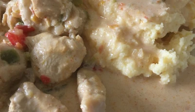 Poulet aux poivrons et lait de coco