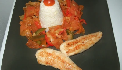 Poulet basquaise et son riz