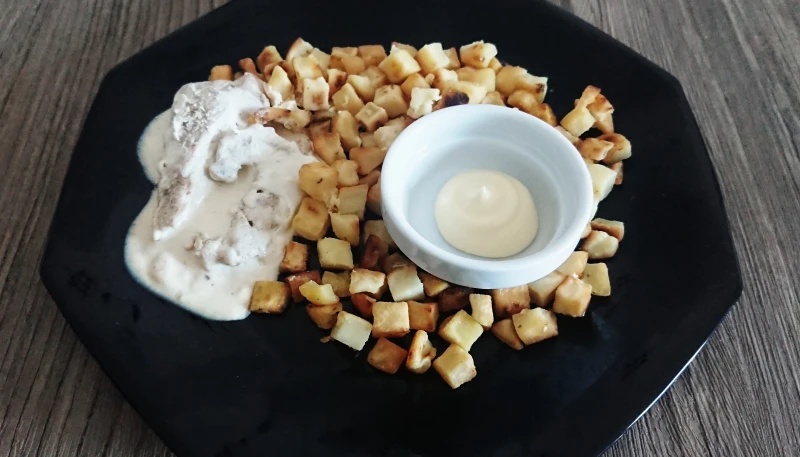 Poulet crème et pommes sautées