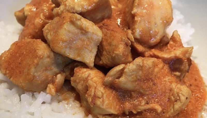 Poulet curry-lait de coco