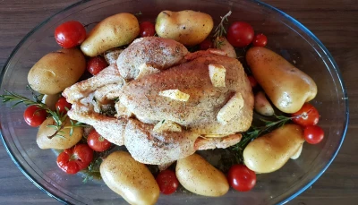 Poulet Rôti, Pomme de Terre, Tomates Confites