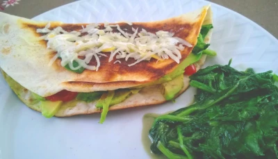 Quesadillas Avocat Feta Épinard