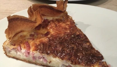 Quiche sur feuilles de brick