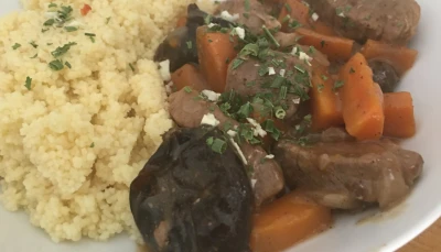 Ragout de filet mignon aux pruneaux et bière