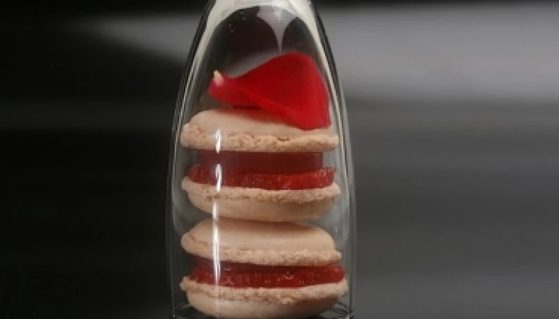 Recette de Macaron champagne rosé et fraises