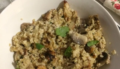 Risotto de boulghour (champignons et poulet).