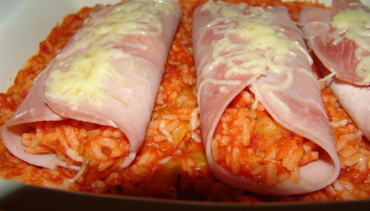 Roulé de jambon à la tomate