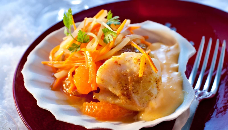 Saint-Jacques poêlées aux clémentines rôties