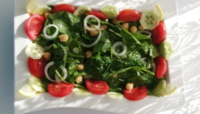 Salade aux pousses d'épinard