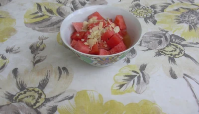 Salade de pastèque au thé