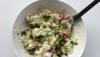 Salade de pommes de terre légère.