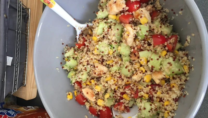 Salade de quinoa au poulet :)