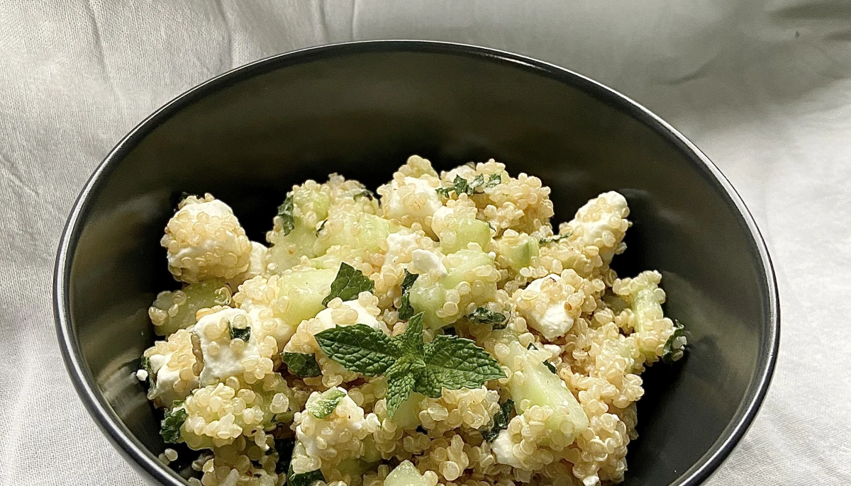 Salade de quinoa, concombre et fêta