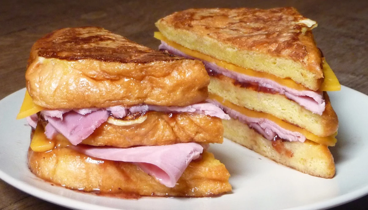 Sandwich de pain perdu