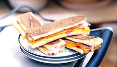 Sandwichs grillés au cheddar