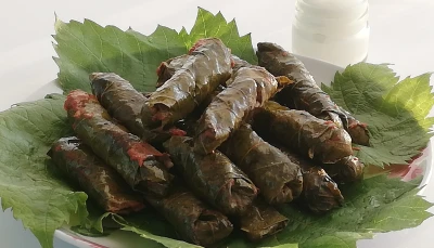 Sarma (feuilles de vigne farcies)