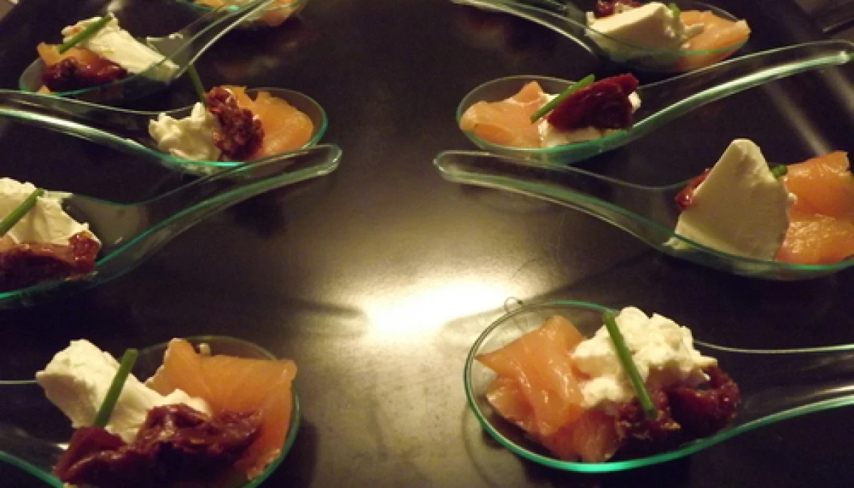 Saumon, fromage frais et tomate séchée